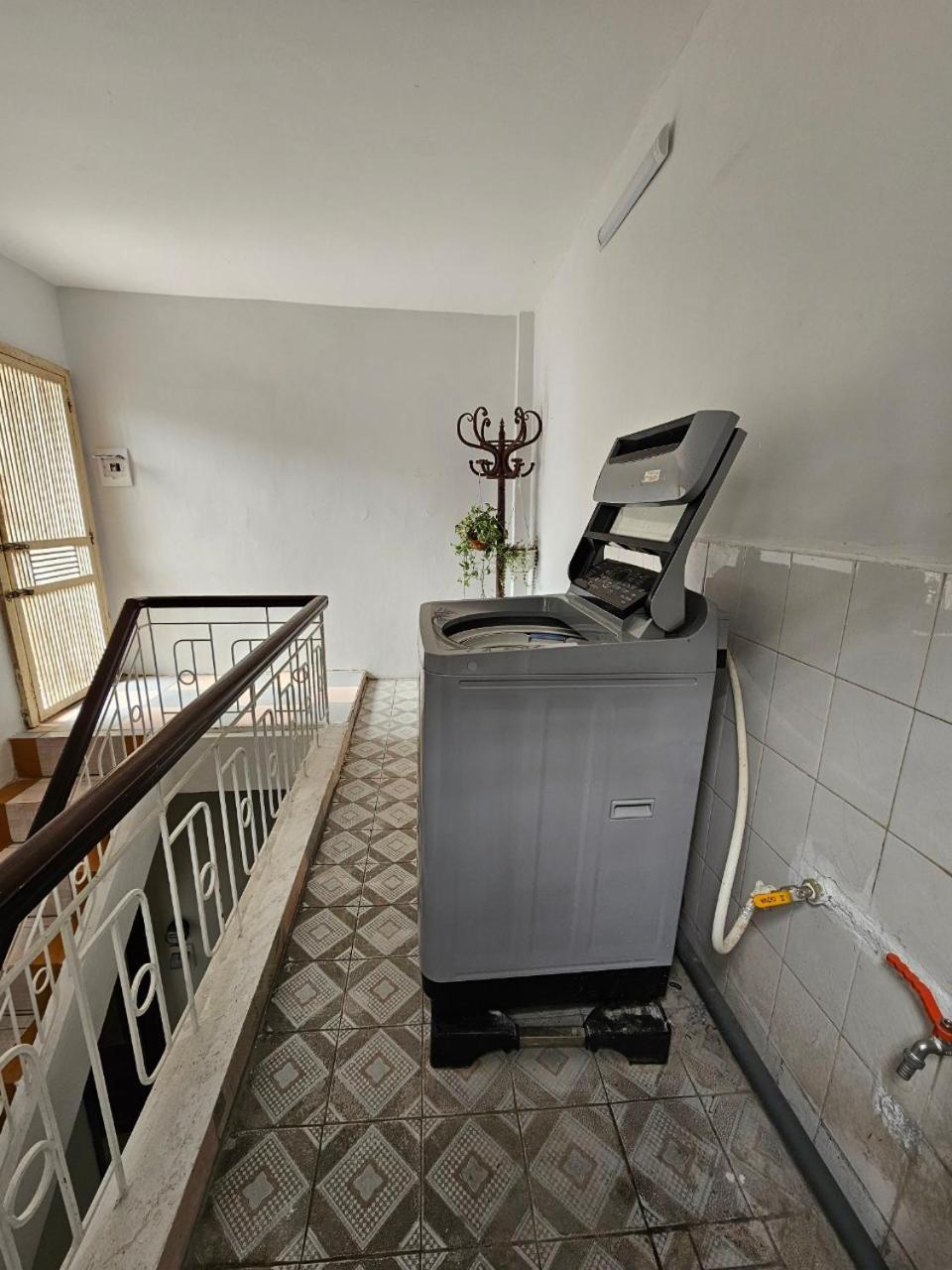 Sisan Home 60 Hang Bo, Hoan Kiem ハノイ市 エクステリア 写真
